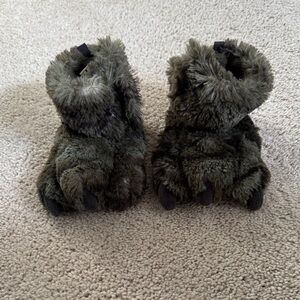 Carter's Furry Monster Paw Slippers - Dark Green